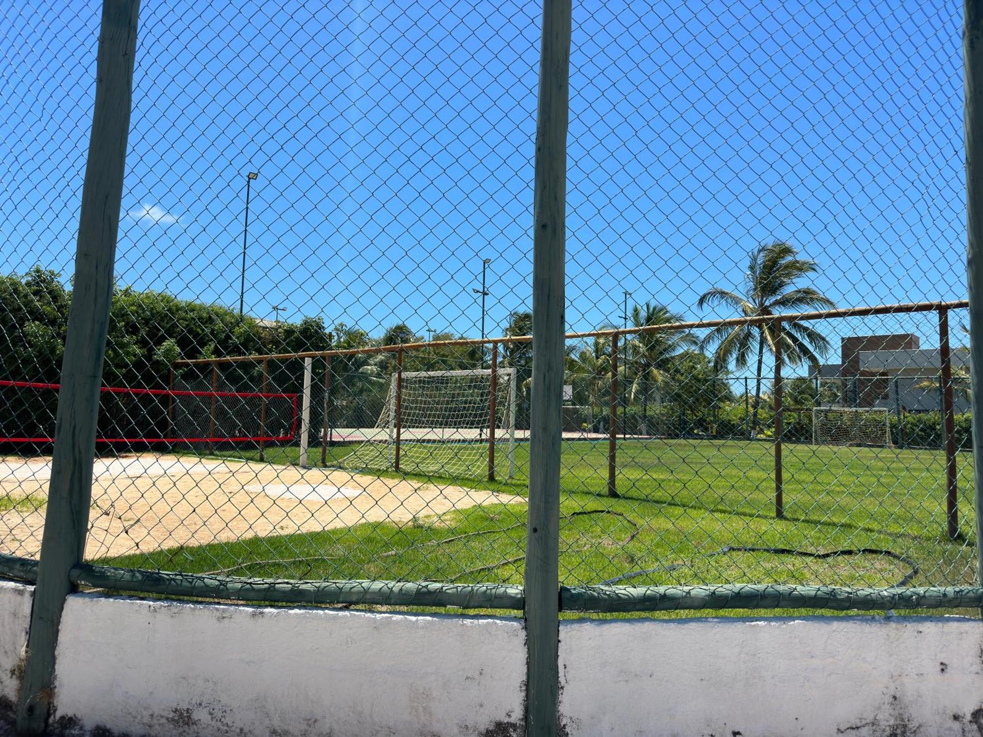 Flat Guarajuba 4 Quartos Terreo A Beira Mar - Pe Na Areia - Governanca Com Arrumadeira E Wi Fi Inclusos Camassari المظهر الخارجي الصورة