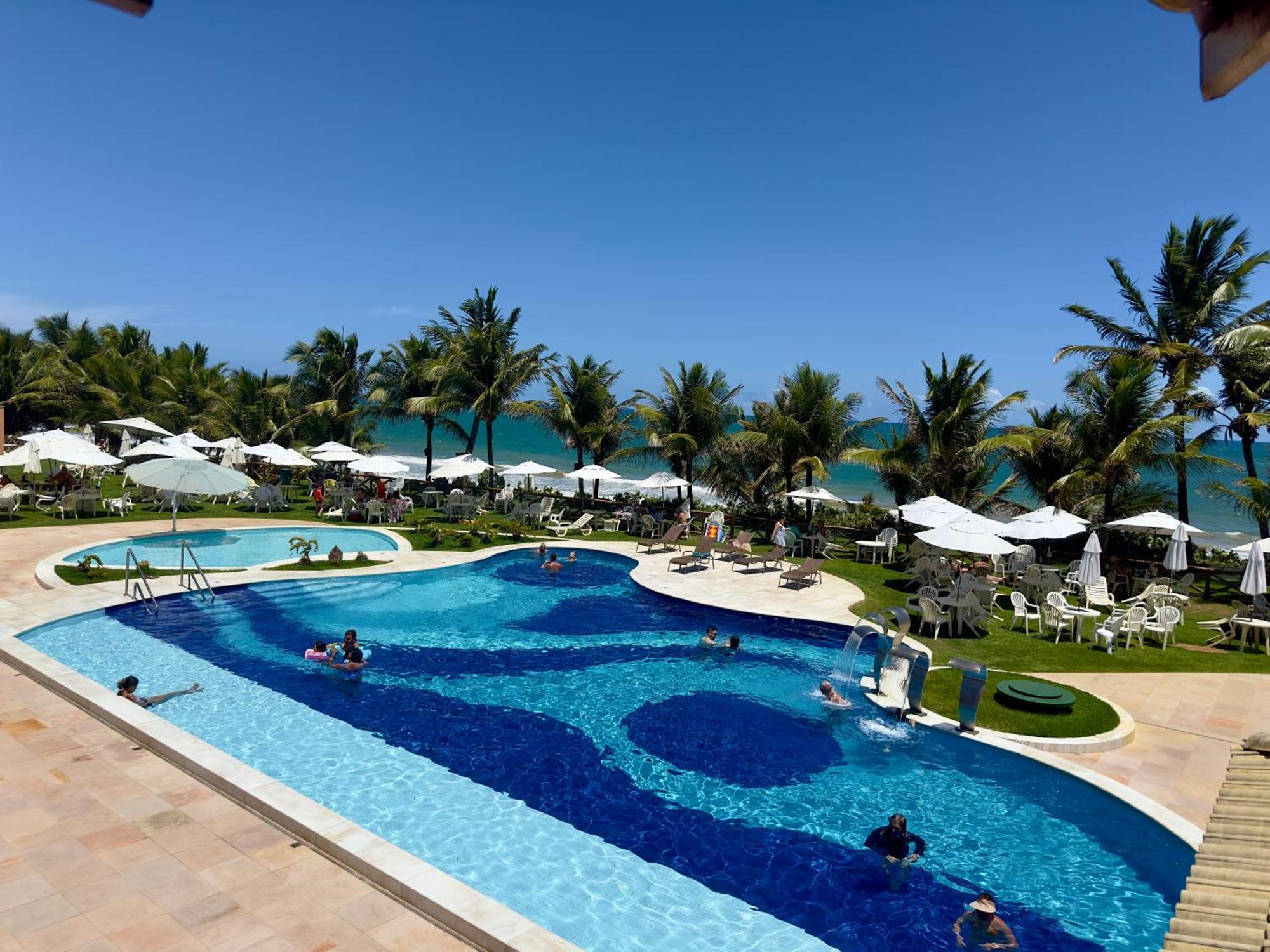 Flat Guarajuba 4 Quartos Terreo A Beira Mar - Pe Na Areia - Governanca Com Arrumadeira E Wi Fi Inclusos Camassari المظهر الخارجي الصورة