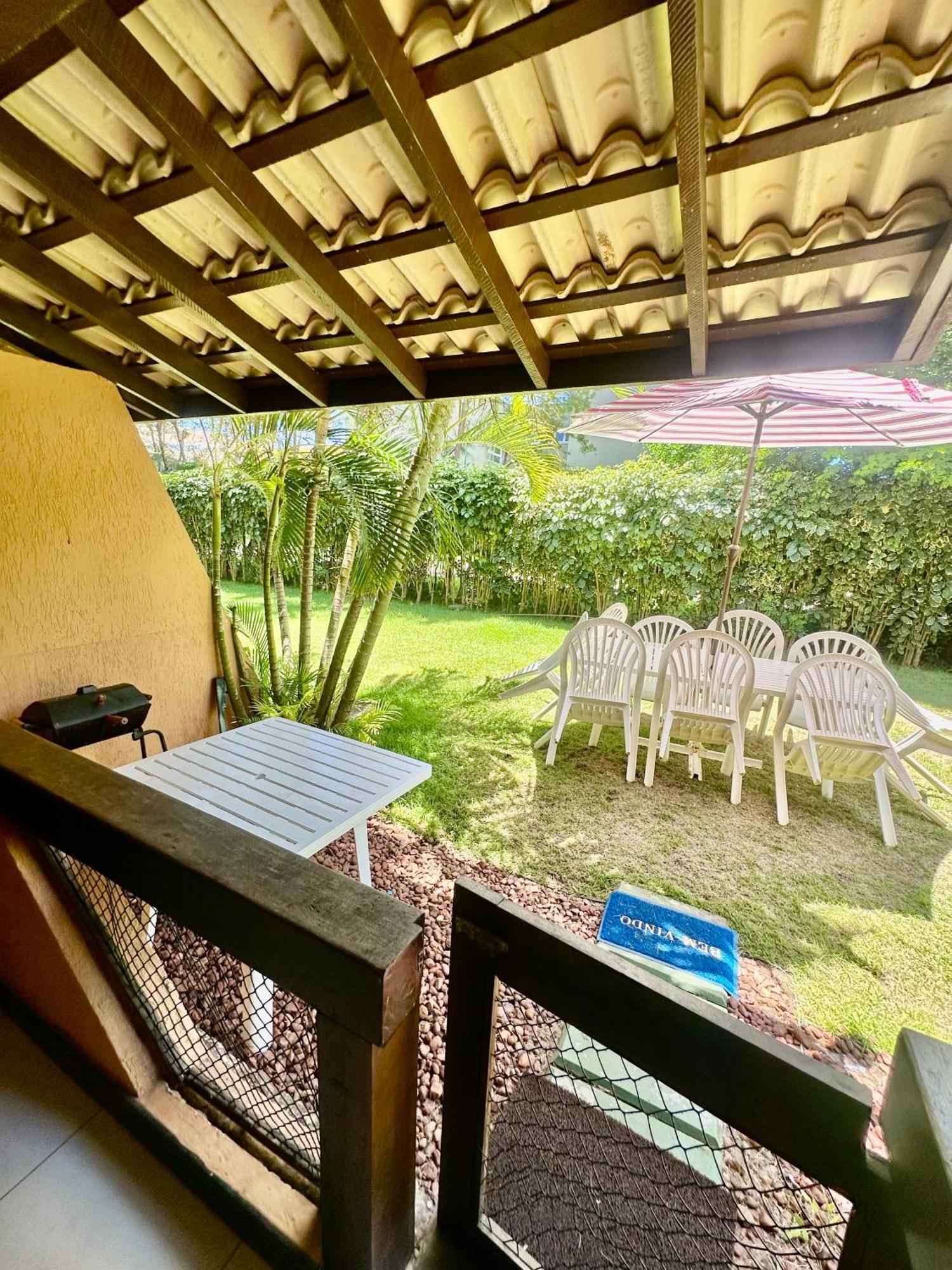 Flat Guarajuba 4 Quartos Terreo A Beira Mar - Pe Na Areia - Governanca Com Arrumadeira E Wi Fi Inclusos Camassari المظهر الخارجي الصورة